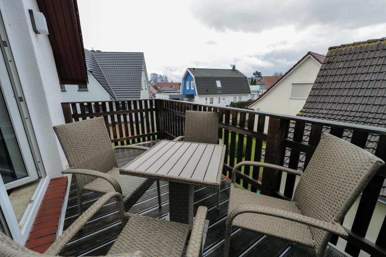 Ferienwohnungen Meerfarbig Zingst - Haustierfrei -Terrasse Mit Strandkorb Oder Balkon - E-Ladesaeule - Parkplatz - Wlan - Fahrradschuppen - Waschtrockner - Ruhig Und Zentral - Nichtraucher Экстерьер фото