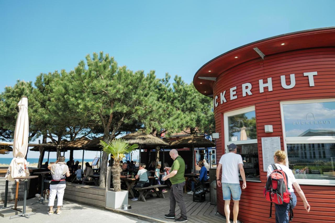 Ferienwohnungen Meerfarbig Zingst - Haustierfrei -Terrasse Mit Strandkorb Oder Balkon - E-Ladesaeule - Parkplatz - Wlan - Fahrradschuppen - Waschtrockner - Ruhig Und Zentral - Nichtraucher Экстерьер фото